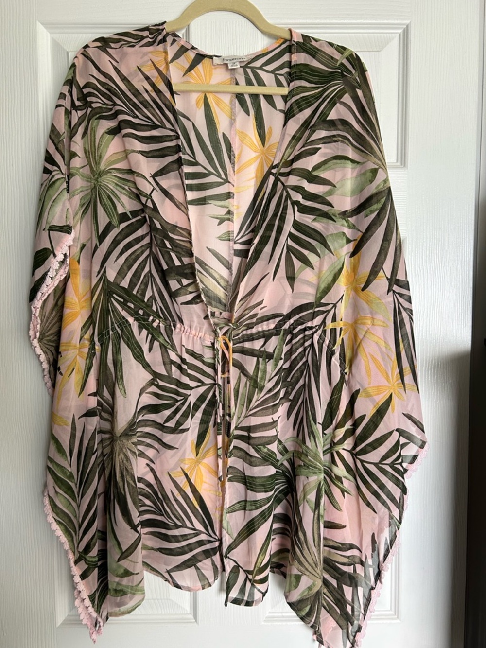 Francesca’s Light Pink Tropical Print Kimono Cover-Up with Tie Waist - Sz M